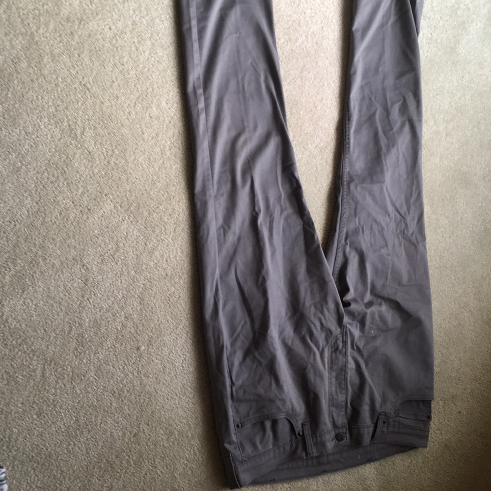 Gray Levi’s 511 jeans, size 38x30